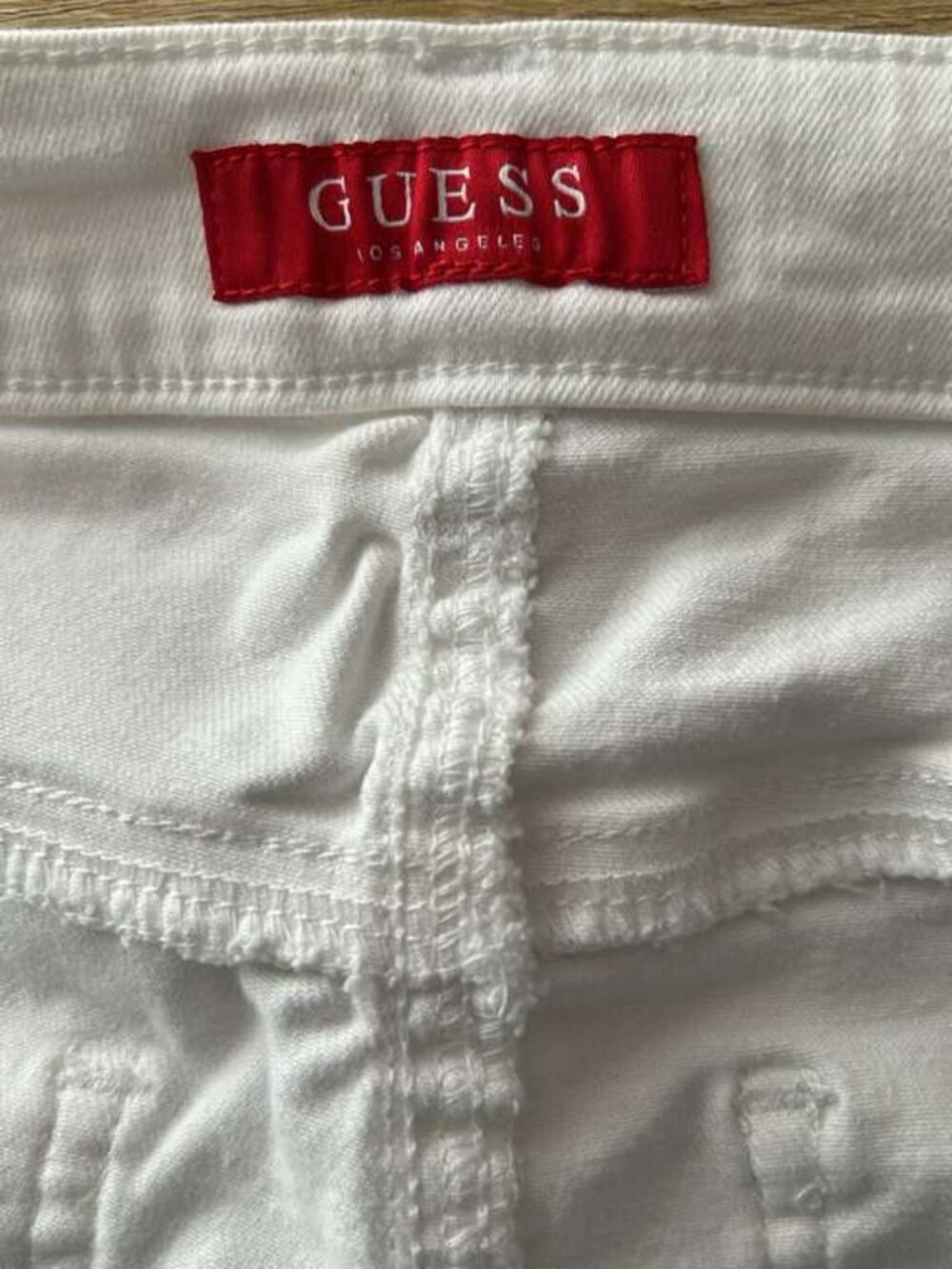 Guess White Cropped Jeans Women Size 26 High Rise Raw Hem Denim Pants - Picture 9 of 10